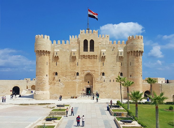 egypt-cairo-to-alexandria-best-ways-to-get-there-by-bus-citadel